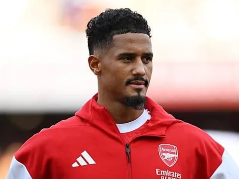 Chuyển nhượng tối 18/8: Arsenal lên kế hoạch giữ chân Saliba; Real "hét giá" bán Camavinga