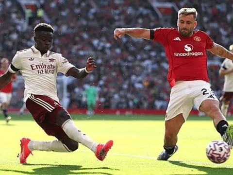 Rio Ferdinand chỉ ra chìa khóa trong công cuộc tái thiết của Man United