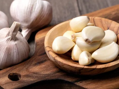 6 lý do để duy trì thói quen ăn 1 nhánh tỏi sống mỗi ngày, vừa rẻ vừa tốt hơn cả 'thuốc tiên'