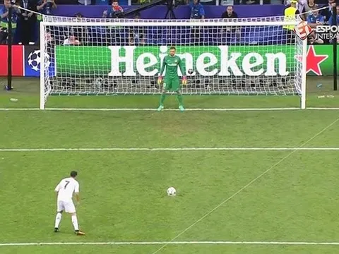Penalty là gì? Luật đá phạt đền & những sai lầm thường gặp