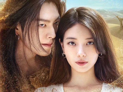 Kim Woo Bin và Suzy tái hợp trong phim mới: "Genie, Make A Wish" hé lộ poster và teaser đầy ma mị