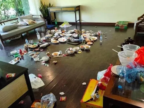 Đặt phòng 3 người, kéo đến 9 người: Khách từ chối trả phụ phí, bỏ đi để lại rác