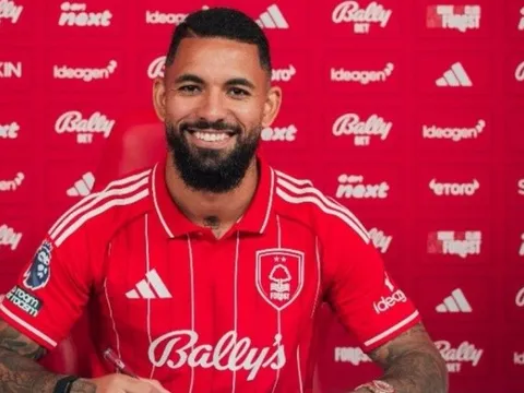 CHÍNH THỨC! Nottingham công bố thương vụ Douglas Luiz từ Juventus