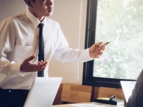 3 dấu hiệu đàn ông EQ thấp: Nhìn là biết ngay, phụ nữ thông minh đều tránh xa