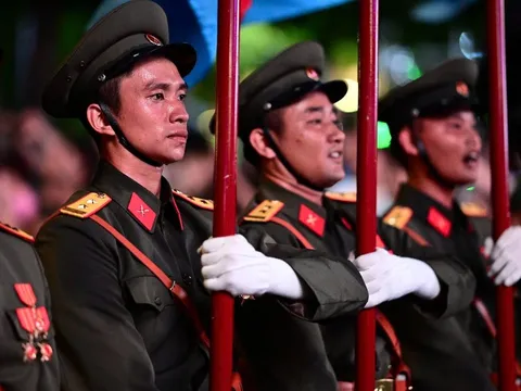 Cần hỗ trợ y tế khi đi xem diễu binh A80? Đây là cách nhanh nhất để được giúp đỡ