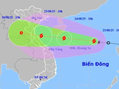 Cảnh báo Bão số 5 tăng cấp, đổ bộ đất liền Việt Nam có thể còn tiếp tục tăng