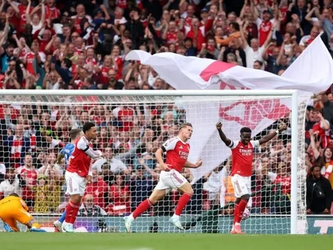 Gyokeres lập cú đúp, Arsenal hủy diệt Leeds tại Emirates