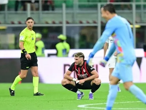 Kết quả Serie A: Địa chấn tại San Siro, Roma thắng nhọc ngày ra quân