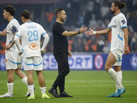 Vì sao một cuộc xô xát lại khiến Marseille đuổi cổ Rabiot?