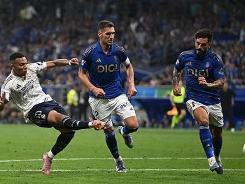 Mbappe và Vinicius tỏa sáng, Real dễ dàng đánh bại Oviedo