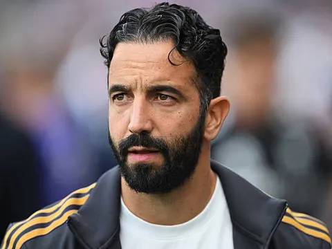 Lời giải cho bài toán tuyến giữa của Man Utd đã bị Amorim bỏ quên