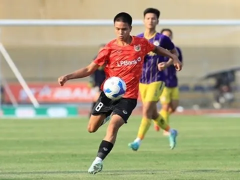 Chung Nguyen Do xúc động chia tay bóng đá Bulgaria