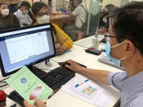 Chưa đủ 15 năm đóng BHXH, đến tuổi nghỉ hưu có được rút một cục không?