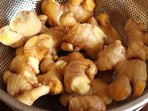 Gừng rất tốt ngang "thuốc quý" nhưng nhiều người đang ăn sai cách lại gây hại cho sức khỏe