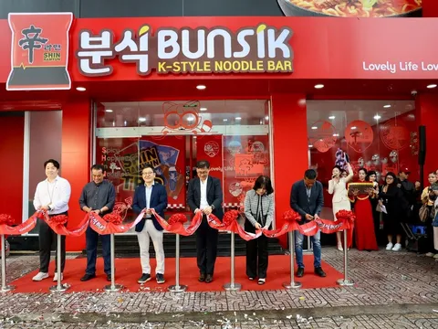 Pop-up Store Nongshim lần đầu xuất hiện tại Việt Nam, trở thành điểm đến thu hút giới trẻ