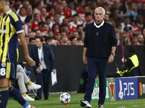 Mourinho và giới hạn tại Fenerbahce