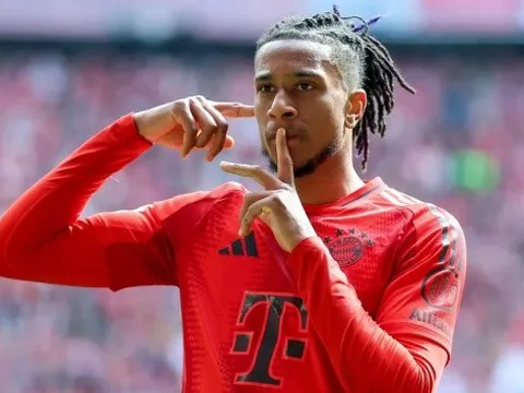 PSG, Liverpool bất ngờ muốn có Olise của Bayern