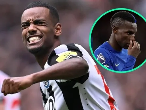 Chelsea chờ động thái từ Isak, vụ Jackson sang Bayern bị tạm treo