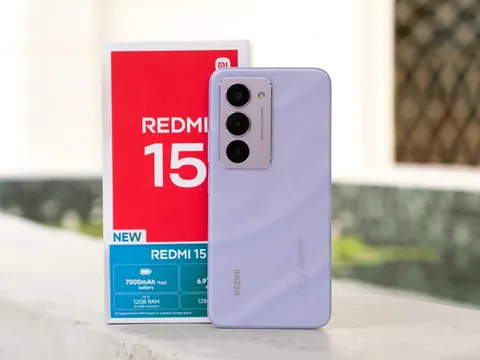 Vua phân khúc phổ thông: Redmi 15, trải nghiệm trọn vẹn từ học tập đến giải trí
