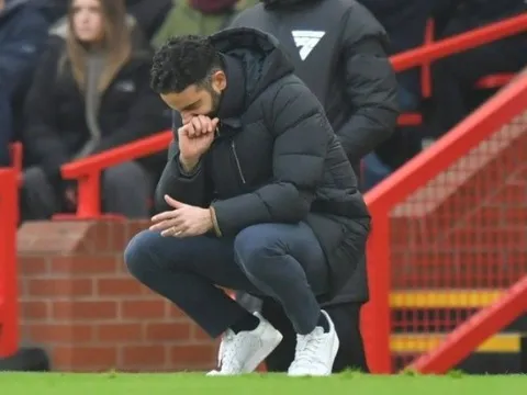 Soi trận Man Utd vs Burnley: Khủng hoảng phủ bóng Old Trafford