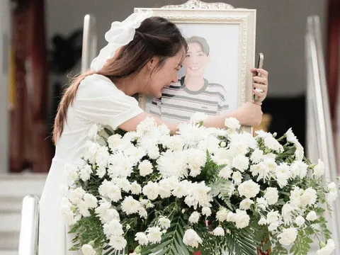 Nữ diễn viên phim bách hợp đau buồn vì bạn trai vừa qua đời, lại phải hứng chịu vô số gạch đá từ khán giả
