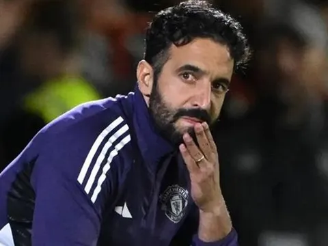 Nỗi lo chia rẽ nội bộ ám ảnh Amorim tại Man United