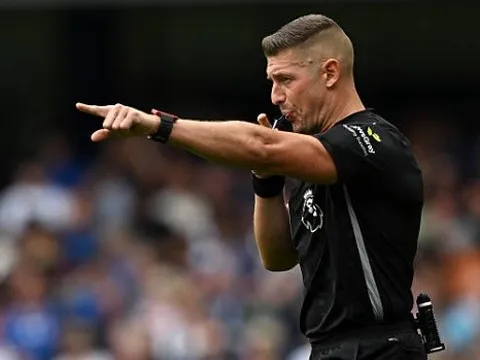 NHM dậy sóng với quyết định của VAR trong trận Chelsea-Fulham