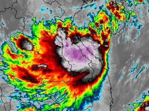 Bão số 6 Nongfa sức gió không quá mạnh nhưng lại có thể gây nguy hiểm vì lý do này, người dân chú ý