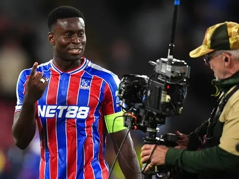 Palace giữ giá 40 triệu, Liverpool khó mua Guehi