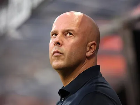 Liverpool và cuộc chạy đua 2 ngày trên TTCN
