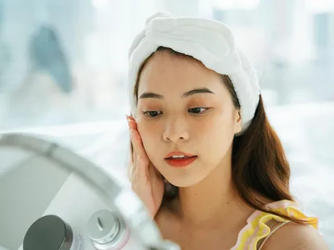 5 tips trang điểm đơn giản giúp nàng luôn rạng rỡ những ngày thời tiết ẩm ương