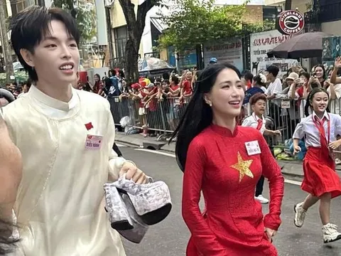 Hòa Minzy tiết lộ khoảnh khắc đáng nhớ tại buổi tổng duyệt diễu binh