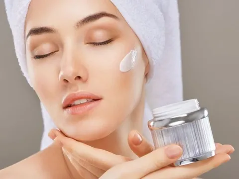 Lotion mask – bí quyết dưỡng ẩm sâu cho làn da căng mọng