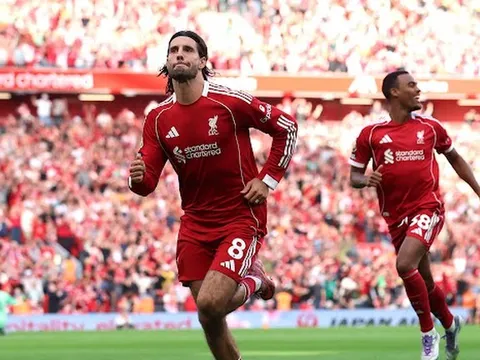 Szoboszlai ghi siêu phẩm đá phạt, Liverpool đánh bại Arsenal