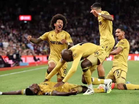 Crystal Palace thắng đậm Villa 3-0, tiếp tục mạch bất bại