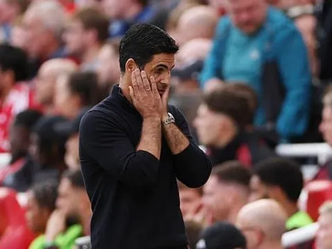 Một Arsenal "run rẩy" tại Anfield không thể đánh bại Liverpool