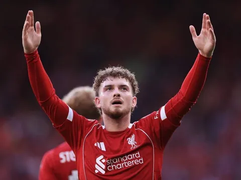 NÓNG: Harvey Elliott rời Liverpool, gia nhập Aston Villa