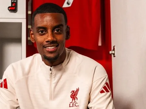 Chuyển nhượng Liverpool: Kỷ lục 446 triệu bảng; Vượt qua luật PSR ra sao?