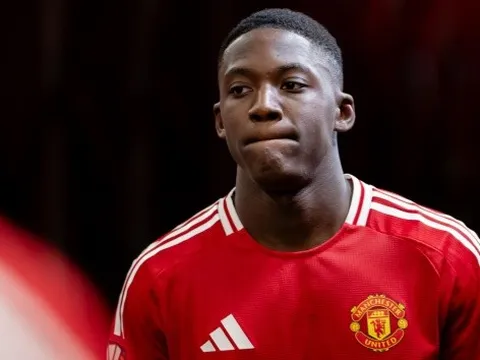 Man Utd đề xuất hợp đồng mới, tăng lương cho Mainoo