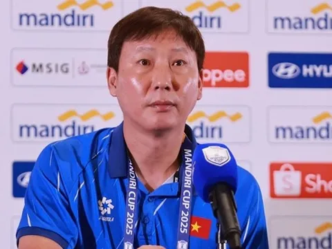 Chạm trán U23 Bangladesh, ông Kim Sang-sik thừa nhận gặp khó