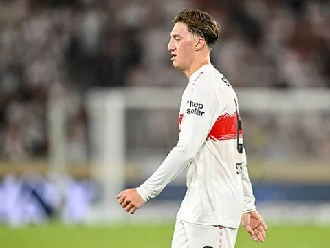 Man United sẽ quay lại với Angelo Stiller mùa hè tới