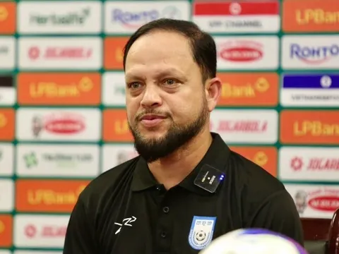 HLV tạm quyền Bangladesh: "Đơn giản là U23 Việt Nam mạnh hơn"