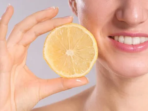 4 cách đơn giản duy trì hàm răng trắng đẹp, khuôn mặt tươi tắn rạng rỡ