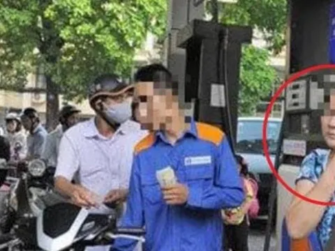 Theo quy định mới: Dùng điện thoại tại cây xăng có thể bị phạt tới 7 triệu đồng?