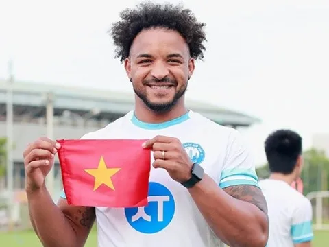 Xuân Son từng nghĩ không gắn bó lâu với Việt Nam