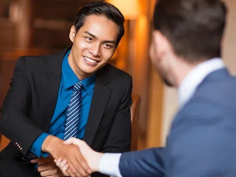 4 giờ sinh âm lịch của người dễ làm quan to, sếp lớn