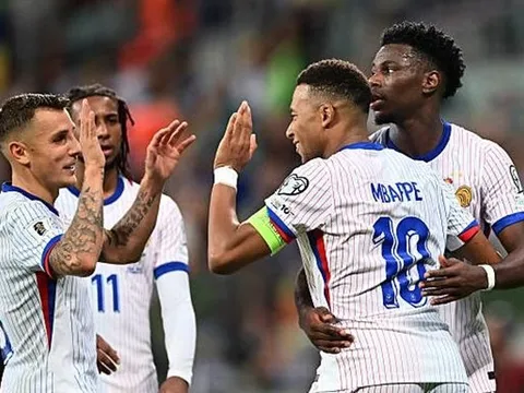 Mbappe tỏa sáng, Pháp nhọc nhằn đánh bại Ukraine