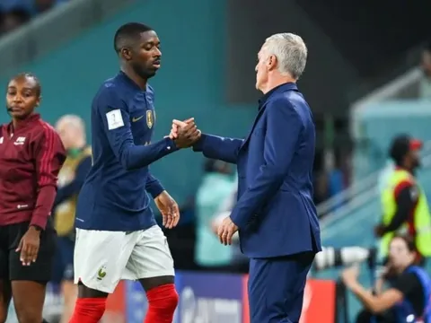 Dembele gặp chấn thương, HLV Deschamps giải thích về quyết định thay người
