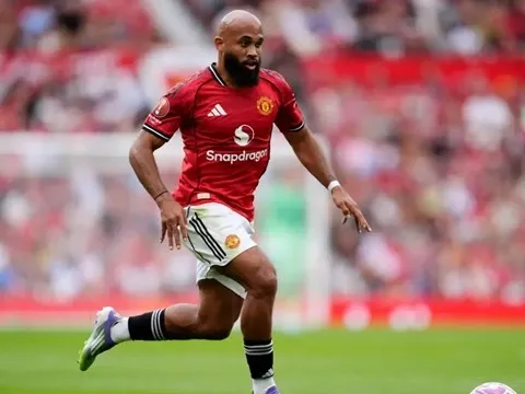 Roy Keane có lý, Mbeumo đang khiến MU quên đi 'thảm họa' Antony