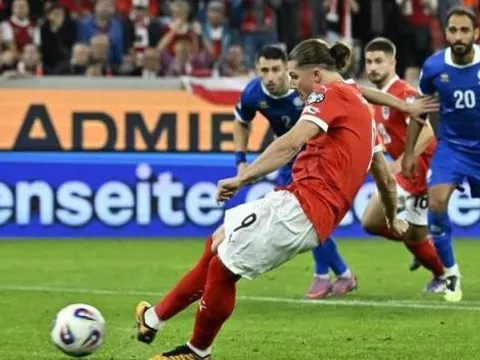 Rangnick thắng 3 trận liền ở vòng loại World Cup